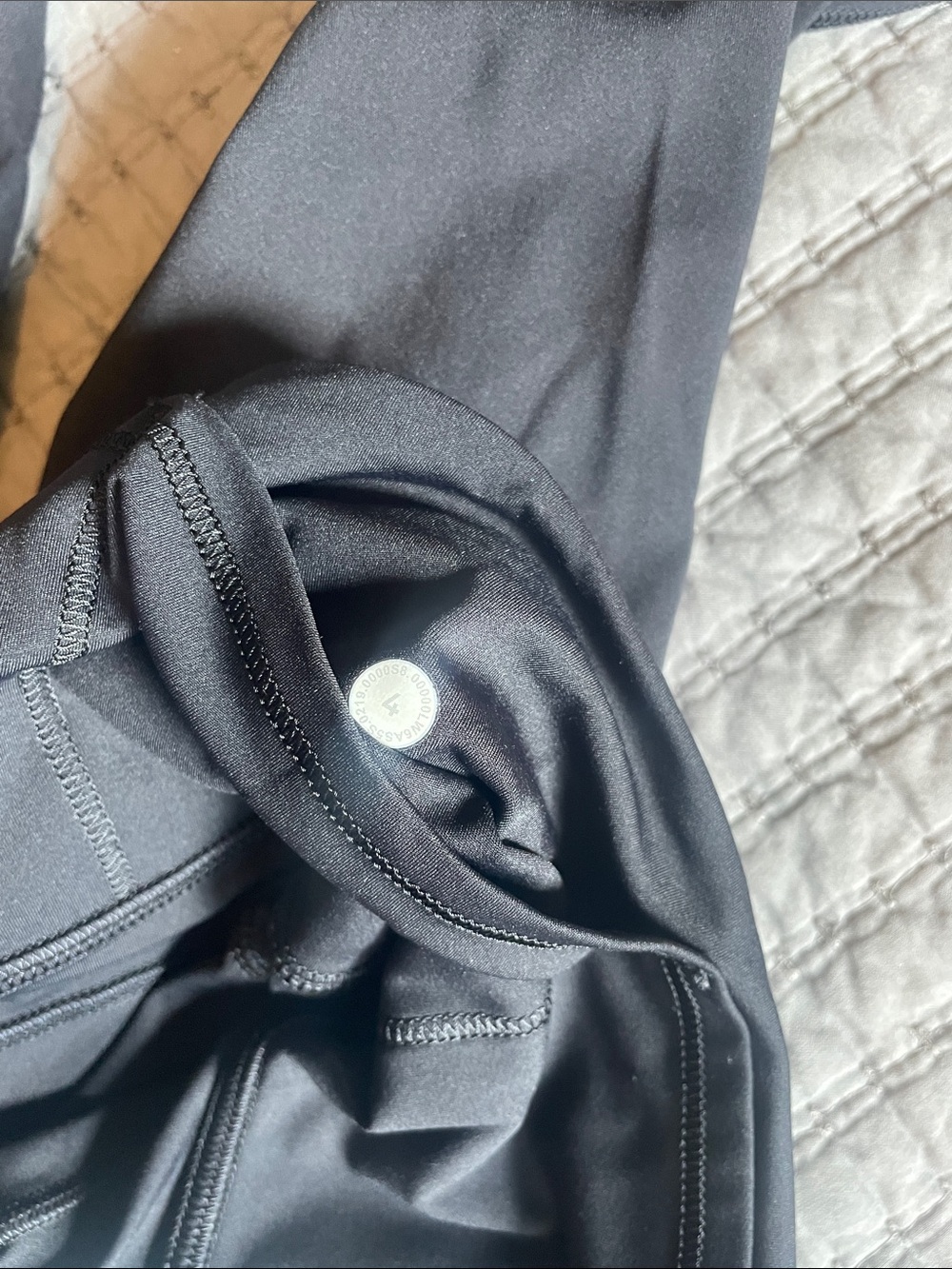 Lululemon Athletics Cropped Leggings 4 - Picture 8 of 8